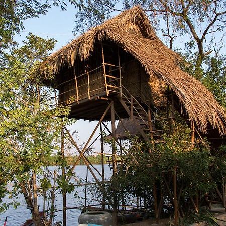 Samon Village Kampot Camera foto